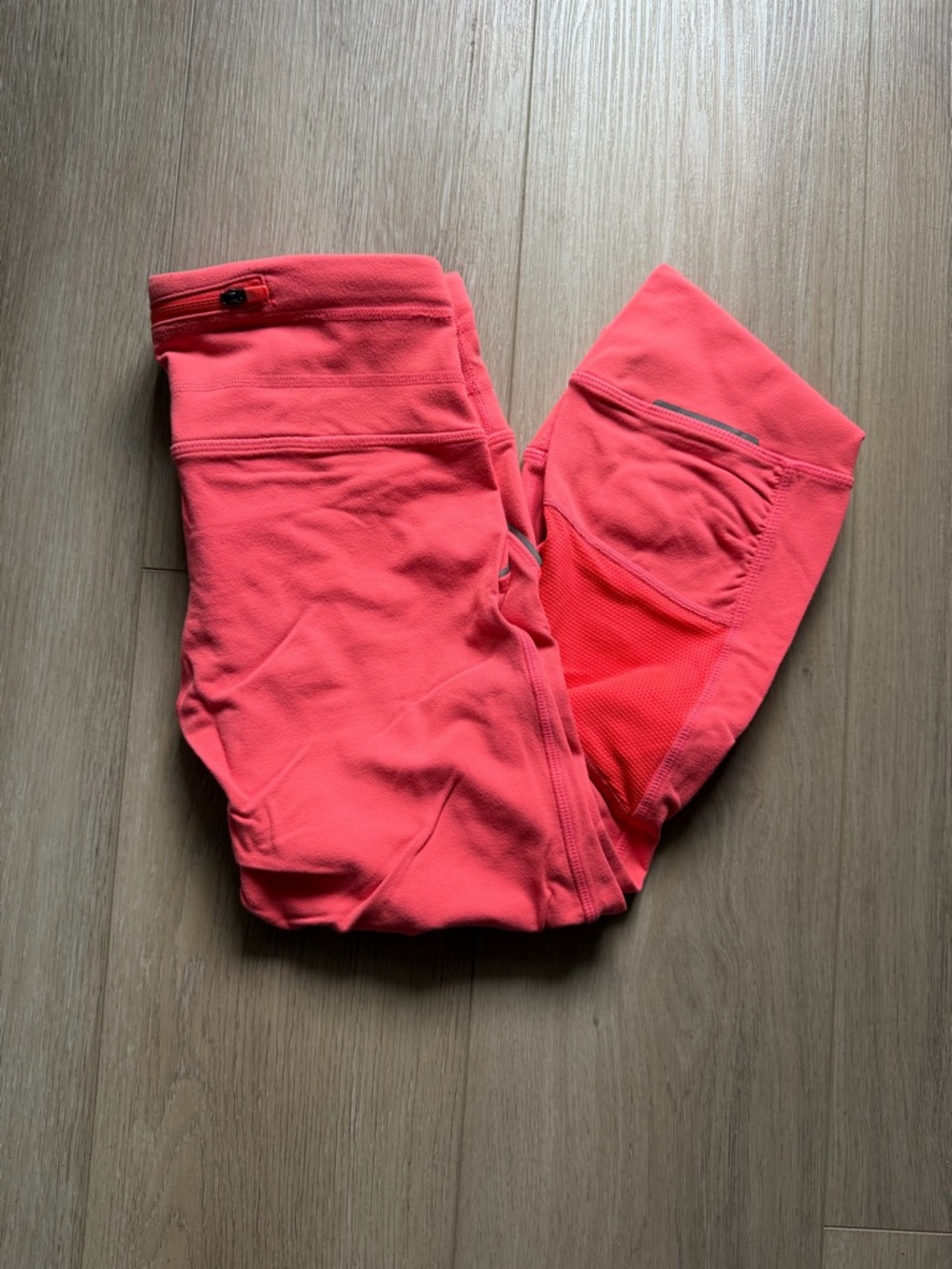 Athleta Cropped Leggings